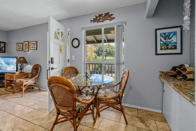 Listing Image for 160 Keonekai Rd 3-203 9 of 32