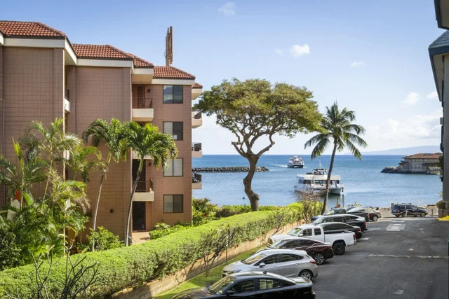 Listing Image for 20 Hauoli St 201 1 of 31