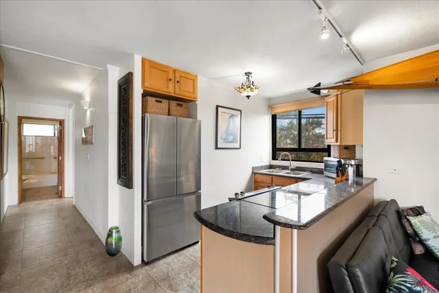 Listing Image for 20 Hauoli St 201 8 of 31