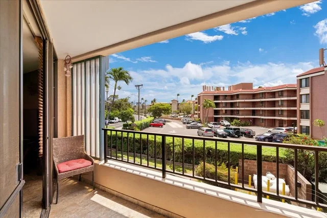 Listing Image for 20 Hauoli St 201 14 of 31