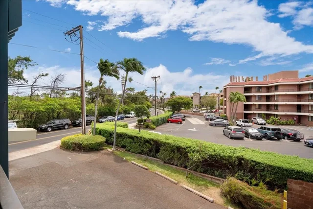 Listing Image for 20 Hauoli St 201 16 of 31