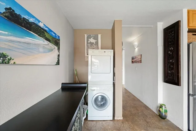 Listing Image for 20 Hauoli St 201 24 of 31