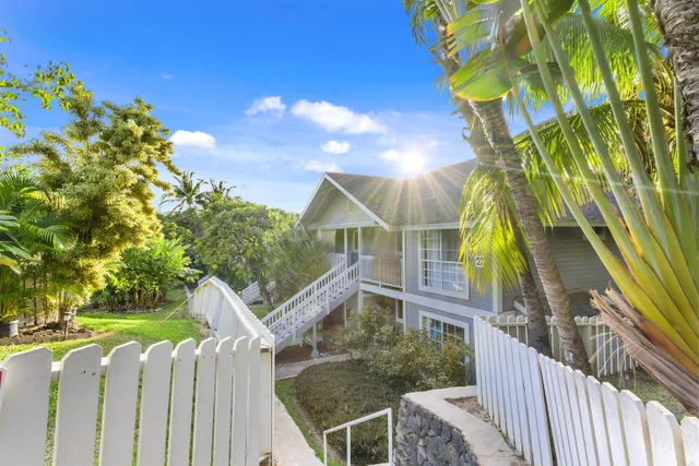 Listing Image for 160 Keonekai Rd 27-206 1 of 29