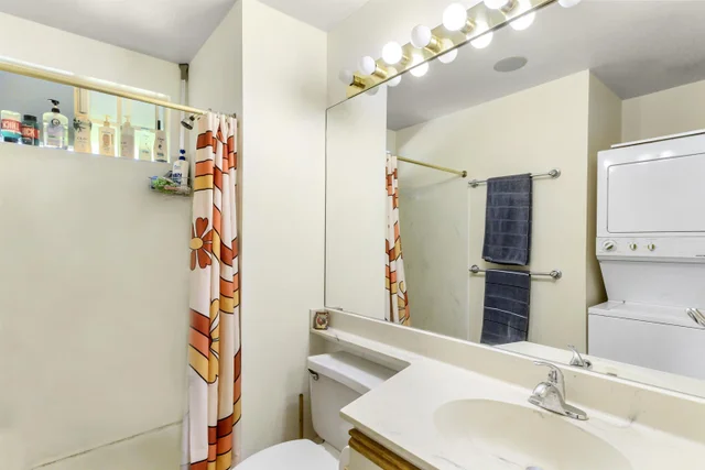 Listing Image for 160 Keonekai Rd 27-206 17 of 29