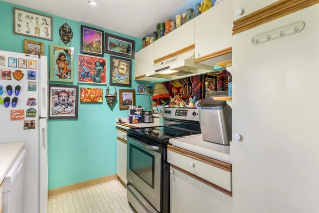 Listing Image for 160 Keonekai Rd 27-206 21 of 29