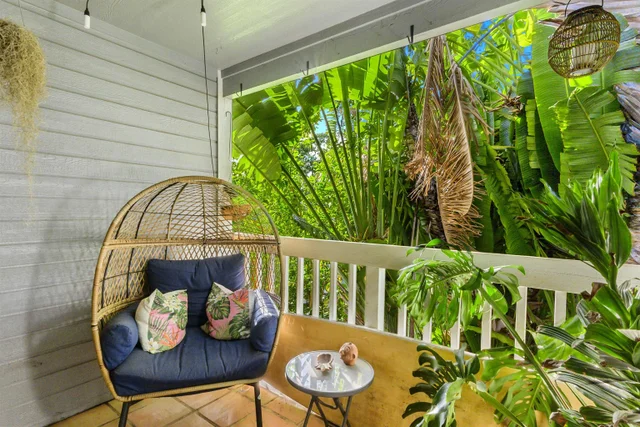 Listing Image for 160 Keonekai Rd 27-206 5 of 29