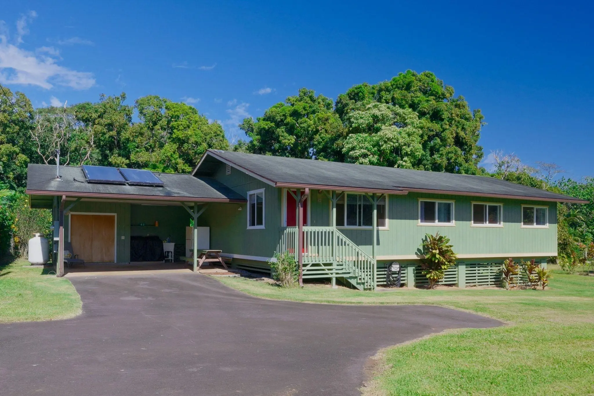 Photo of Listing #408456