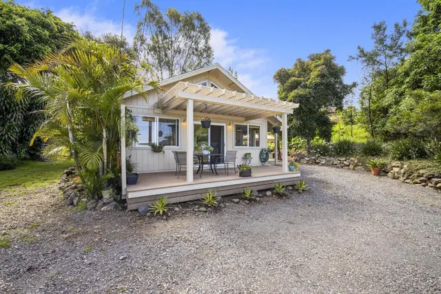 Listing Image for 75 Ainakula Rd Unit A 2 of 45