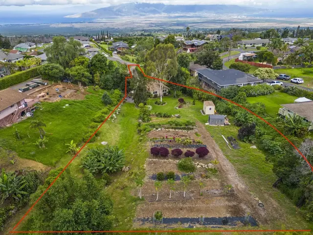 Listing Image for 75 Ainakula Rd Unit A 38 of 45