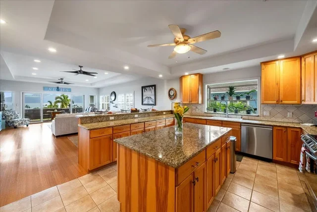 Listing Image for 14 Bermuda Pl Lot 99 6 of 48