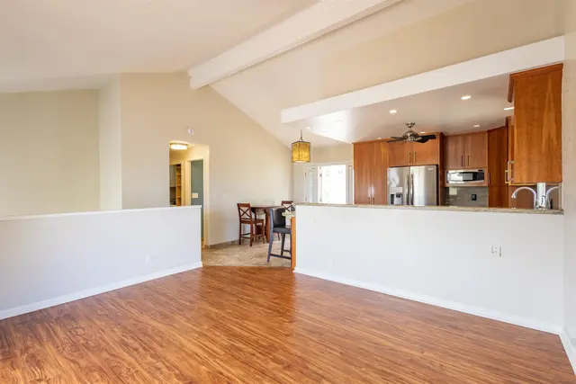 Listing Image for 285 S Opio Pl 11 of 44