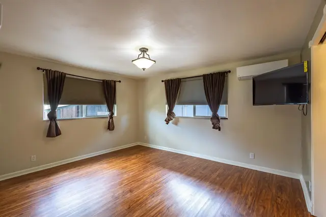 Listing Image for 285 S Opio Pl 21 of 44