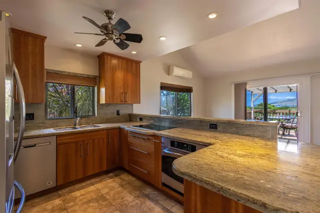 Listing Image for 285 S Opio Pl 8 of 44