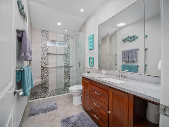 Listing Image for 440 Mikioi Pl 28 of 50