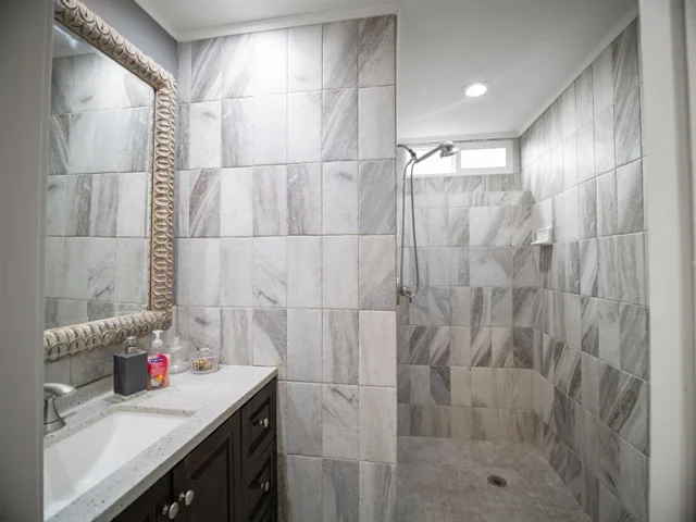 Listing Image for 440 Mikioi Pl 40 of 50