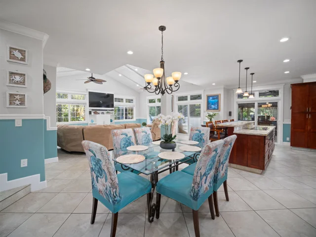 Listing Image for 440 Mikioi Pl 7 of 50