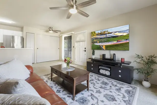 Listing Image for 480 Kenolio Rd 31-206 15 of 34