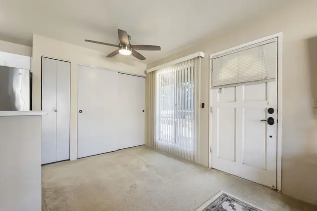 Listing Image for 480 Kenolio Rd 31-206 17 of 34