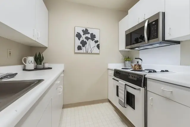 Listing Image for 480 Kenolio Rd 31-206 18 of 34