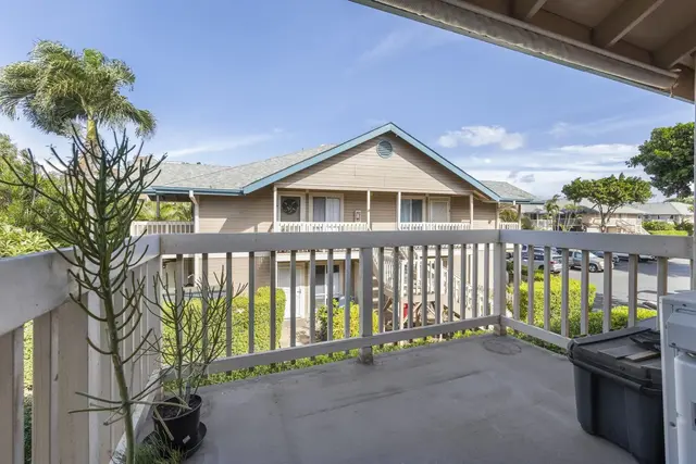 Listing Image for 480 Kenolio Rd 31-206 24 of 34