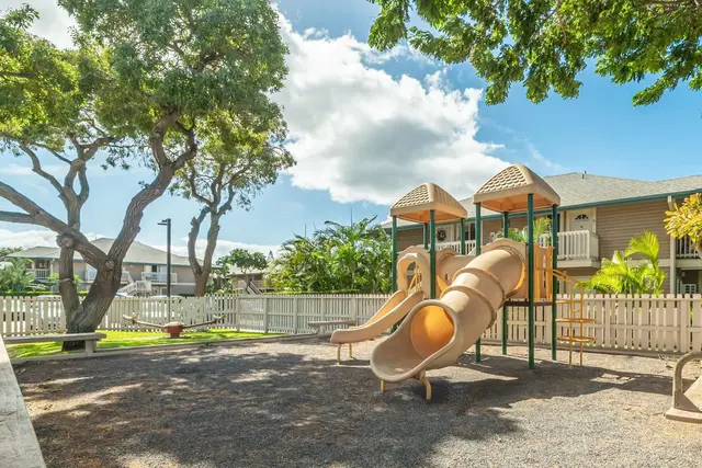 Listing Image for 480 Kenolio Rd 31-206 31 of 34