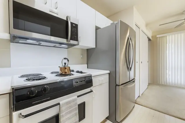 Listing Image for 480 Kenolio Rd 31-206 5 of 34