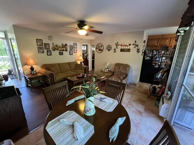 Listing Image for 35 Walaka St L-305 14 of 50