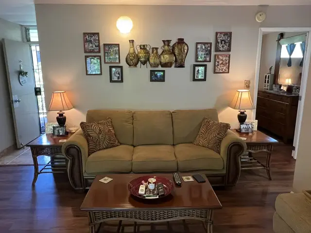 Listing Image for 35 Walaka St L-305 15 of 50