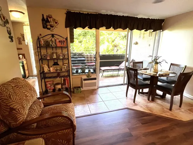 Listing Image for 35 Walaka St L-305 16 of 50