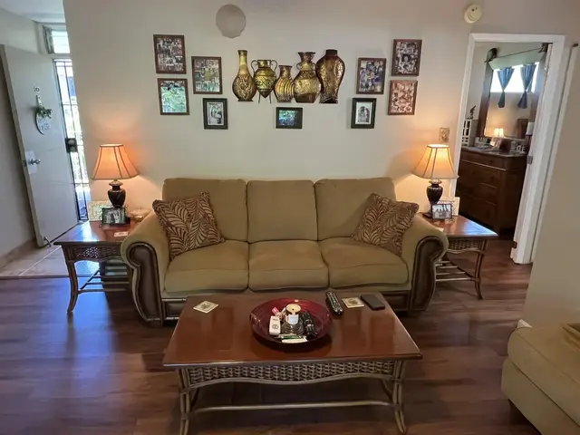 Listing Image for 35 Walaka St L-305 9 of 50