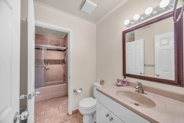 Listing Image for 1450 S Kihei Rd C-204 19 of 35