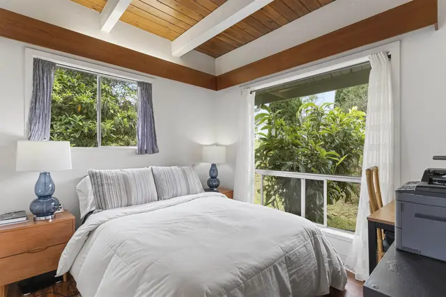 Listing Image for 10 Meakoho Pl 38 of 46