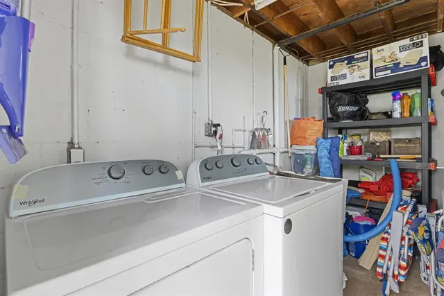 Listing Image for 10 Meakoho Pl 43 of 46