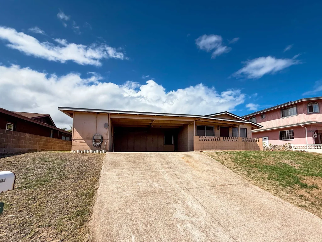 588 Pohaku St, Kahului