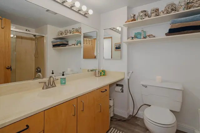 Listing Image for 6 E Waipuilani Rd 10 of 45