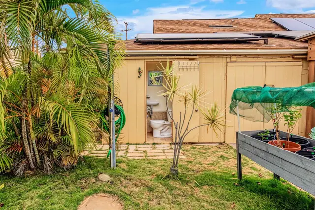 Listing Image for 6 E Waipuilani Rd 28 of 45
