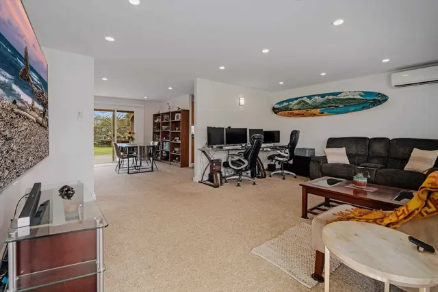 Listing Image for 6 E Waipuilani Rd 3 of 45