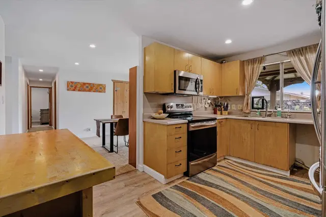 Listing Image for 6 E Waipuilani Rd 8 of 45