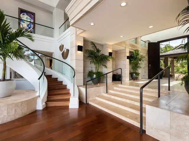 Listing Image for 7 Kapalua Pl 6 of 38