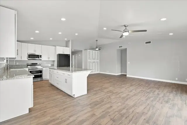 Listing Image for 53 Polale St 19 of 50