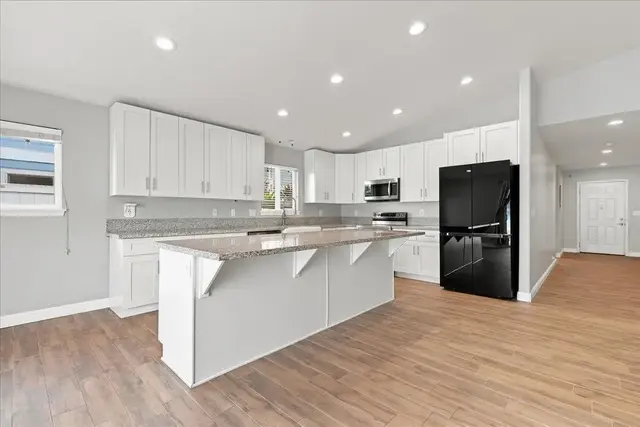 Listing Image for 53 Polale St 3 of 50
