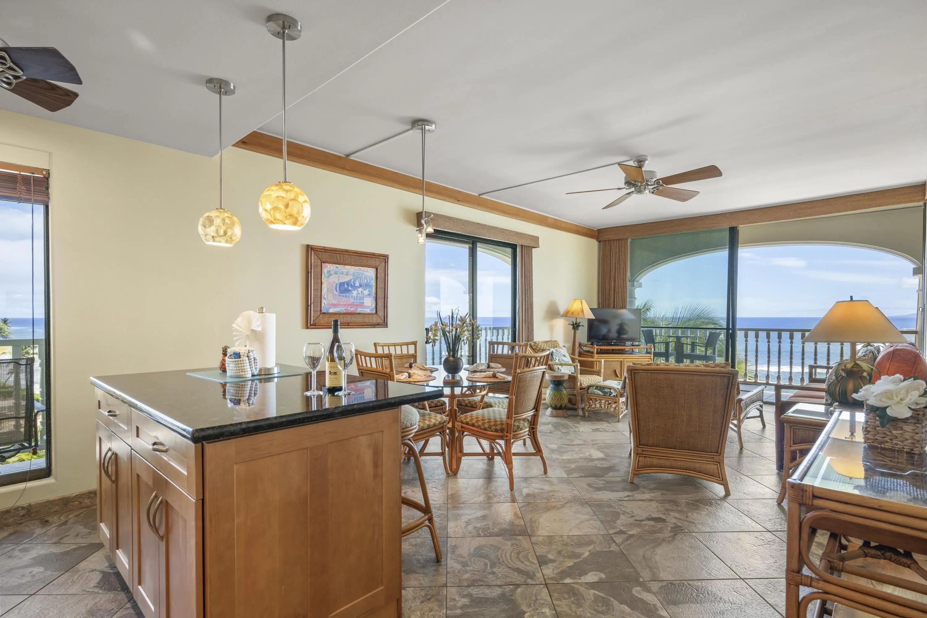 Photo of Listing #409344