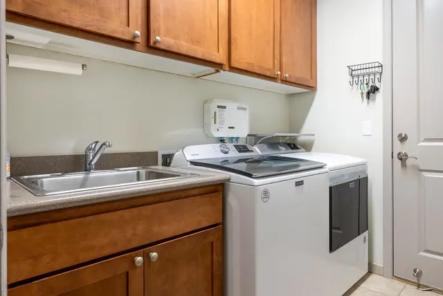 Listing Image for 47 Olina St 24 of 36