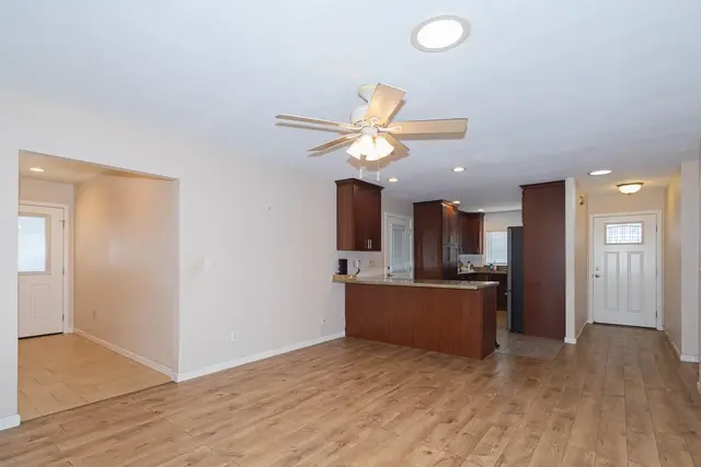 Listing Image for 650 Kaulu Pl 2 of 50