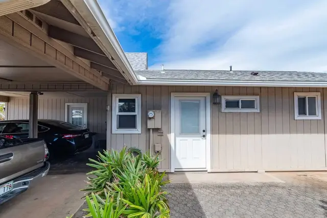 Listing Image for 650 Kaulu Pl 42 of 50