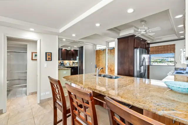 Listing Image for 2430 S Kihei Rd 607 30 of 34