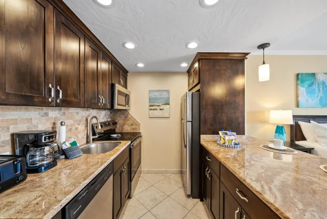 Listing Image for 475 Front St 617 16 of 37