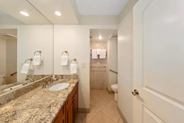 Listing Image for 3543 Lower Honoapiilani Rd J202 16 of 26