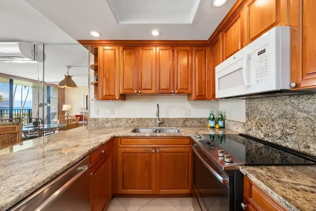Listing Image for 3543 Lower Honoapiilani Rd J202 2 of 26