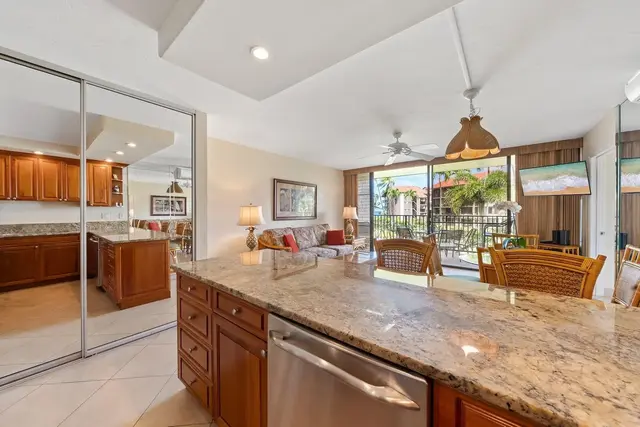 Listing Image for 3543 Lower Honoapiilani Rd J202 3 of 26